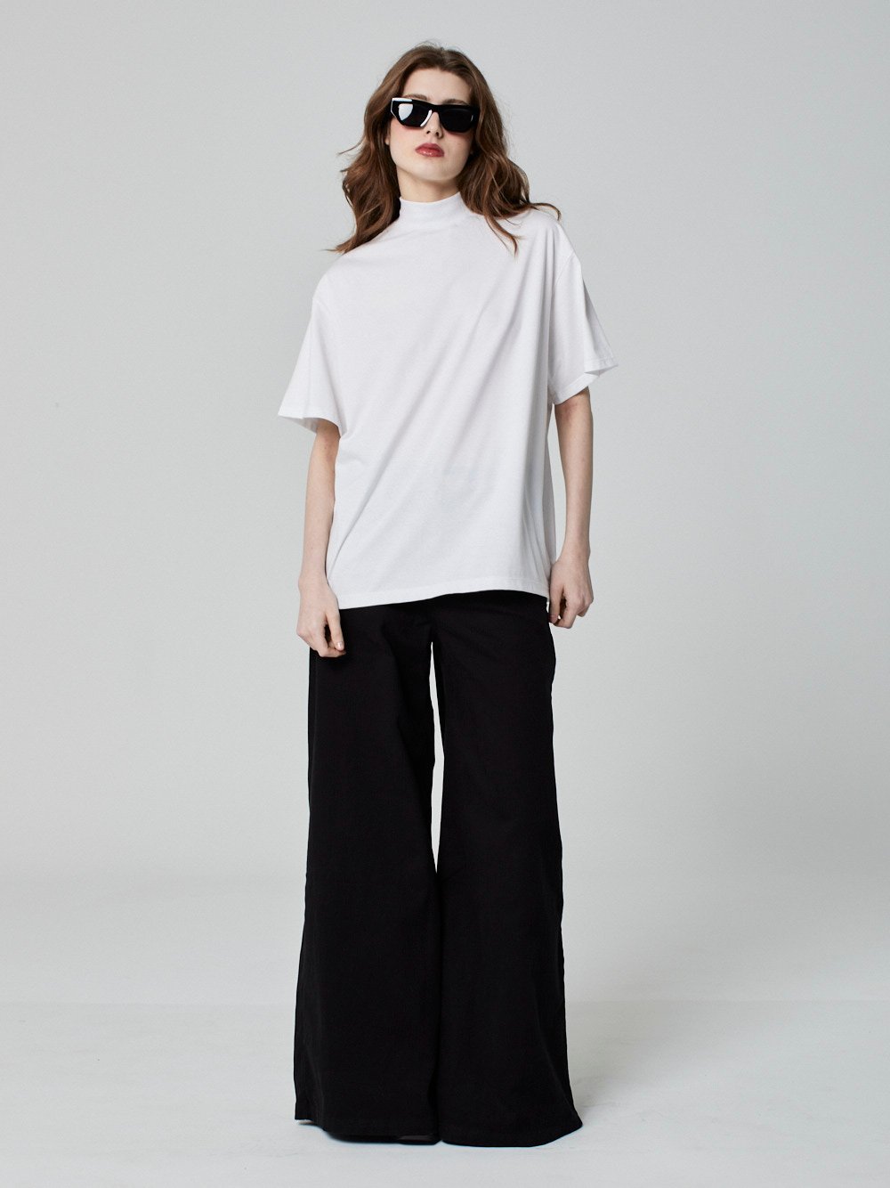 Camiseta Oversized Gola Alta Branca - Imagem 3