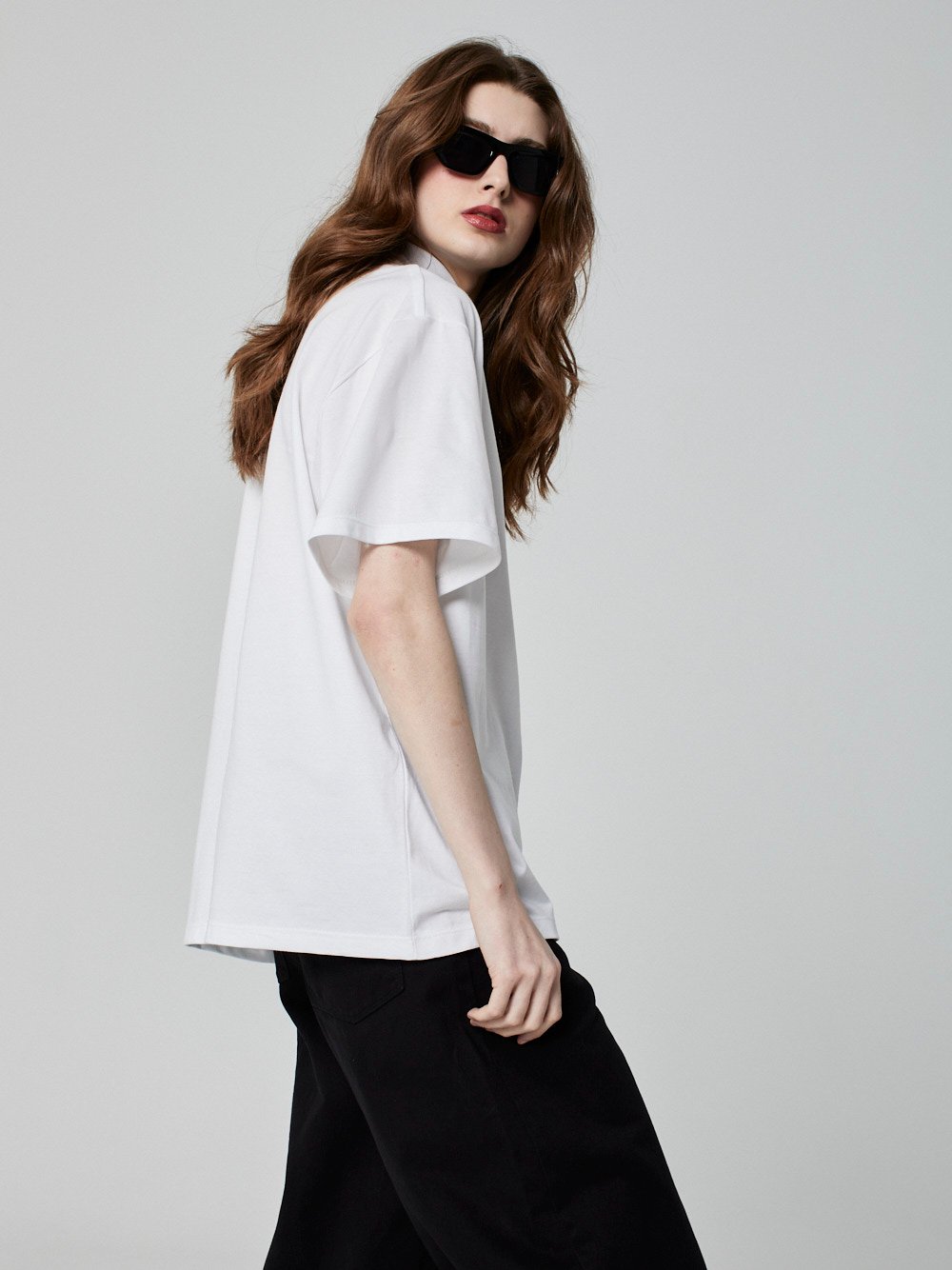 Camiseta Oversized Gola Alta Branca - Imagem 4